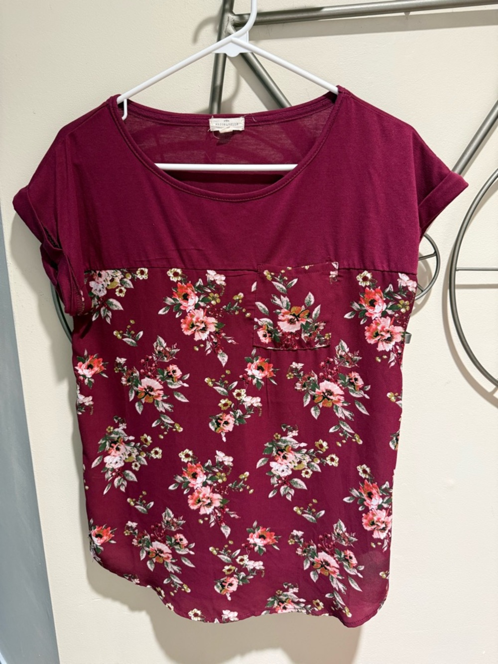 Mason & Belle Floral Pocket Scoop Neck Top - Burgundy Stitch Fix Size S